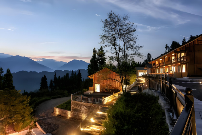 梵净山半山腰的诗意民宿，梵净山群山之心民宿